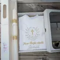 Sada na krst strieborná zlatá s bielym krížikom