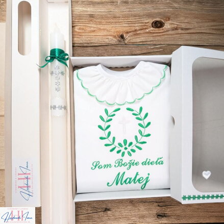 Košieľka na krst k10 zelená + sviečka na krst strieborný krížik so zelenou stužkou