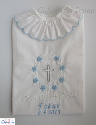 Krstová košieľka bielo-modrá, krížik strieborný
