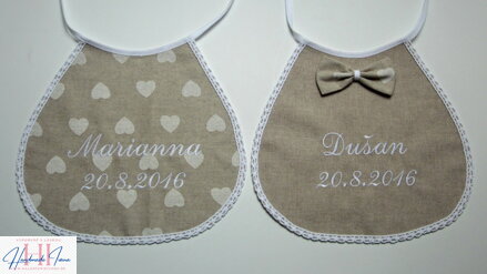 Svadobné podbradníky Ona a on ražné Srdiečka biele veľké s výšivkou