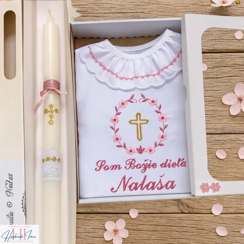 K01 - košieľka na krst dve ružové so zlatou a sviečka na krst zlatý krížik
