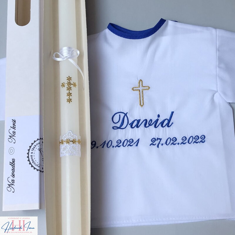 Košieľka na krst k03 modrá so zlatou a sviečka na krst zlatý krížik