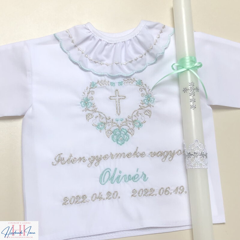 k05 - košieľka na krst mentolová so striebornou a sviečka na krst strieborný krížik