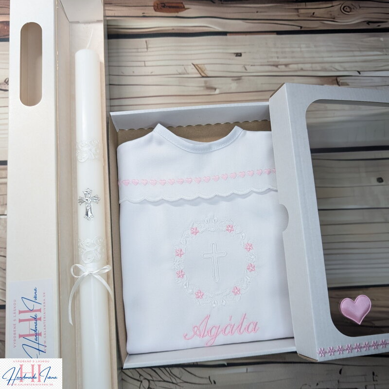 Košieľka na krst k23 ružová biela + Sviečka na krst strieborný krížik