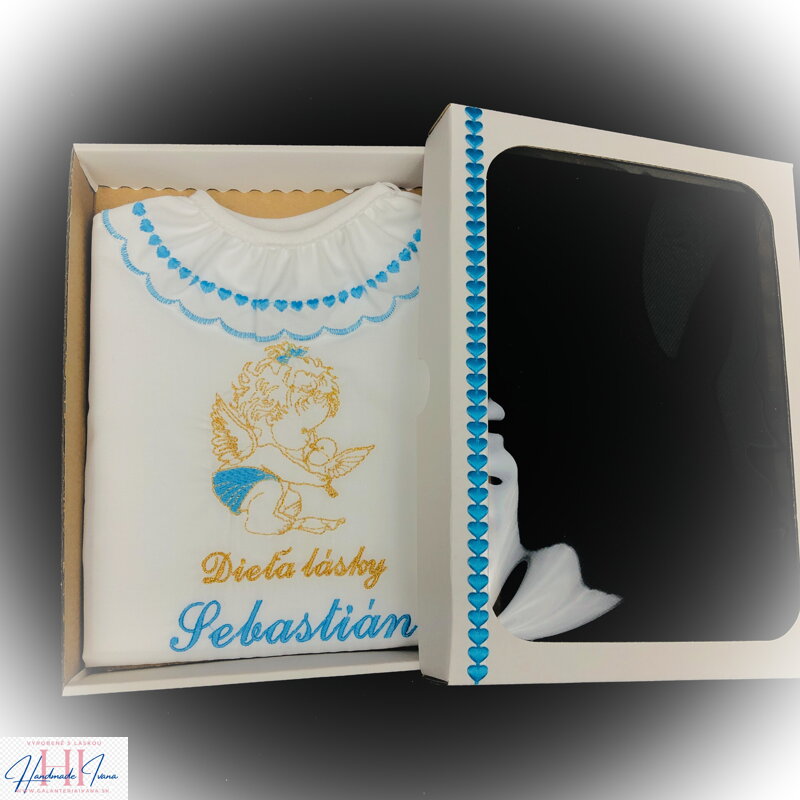 K34 - košieľka na krst iná modrá so zlatou v darčekovom balení