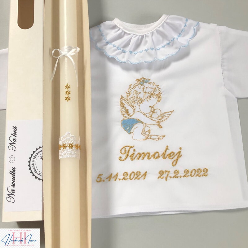 K34 - Košieľka na krst modrá so zlatou a sviečka na krst zlaté kvietky