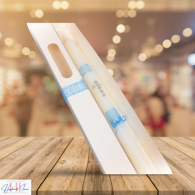 Sviečka strieborný krížik s modrou