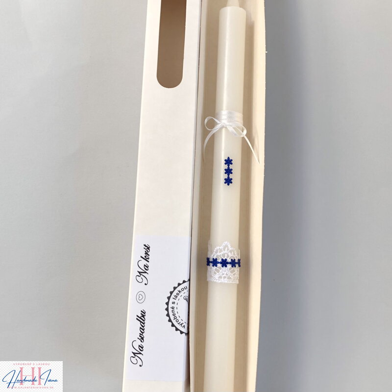 Sviečka na krst tmavomodré kvietky