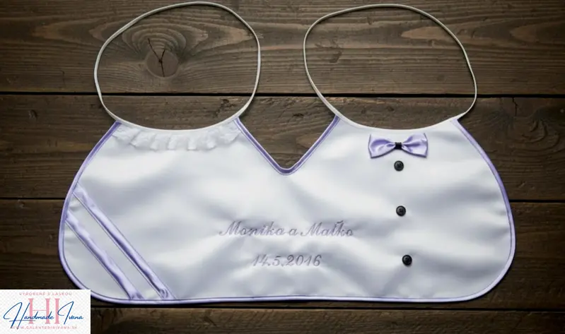 Dvojitý svadobný podbradník Ona a on maxi fialový