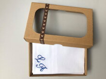 Darčeková krabička s okienkom