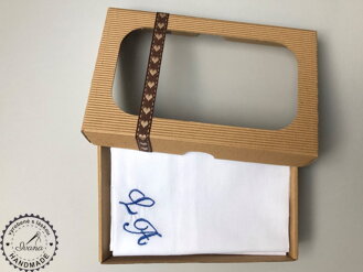 Darčeková krabička s okienkom