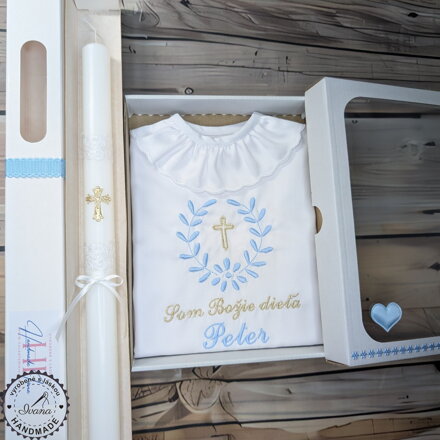 Košieľka na krst k10 svetlá modrá zlatá + Sviečka na krst zlatý krížik