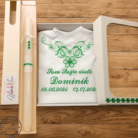 Košieľka na krst k07 zelená a sviečka na krst zelené kvietky