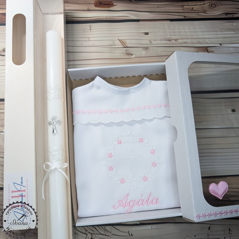 Košieľka na krst k23 ružová biela + Sviečka na krst strieborný krížik