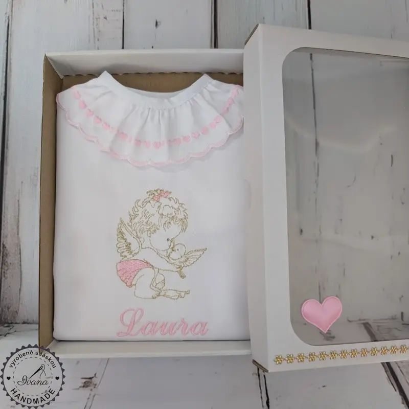 Košieľka na krst ružovo zlatá s anjelikom