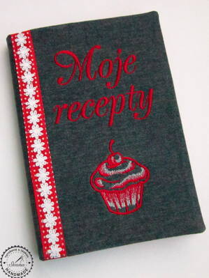 Z15 - vyšívaný obal na zápisník Moje recepty a muffin